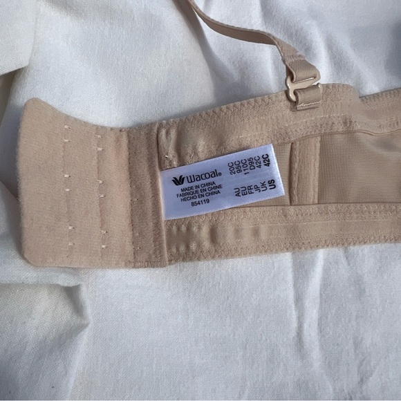 Wacoal Red Carpet Strapless Underwire Bra in Sand (Nude), 42C - Picture 8 of 11